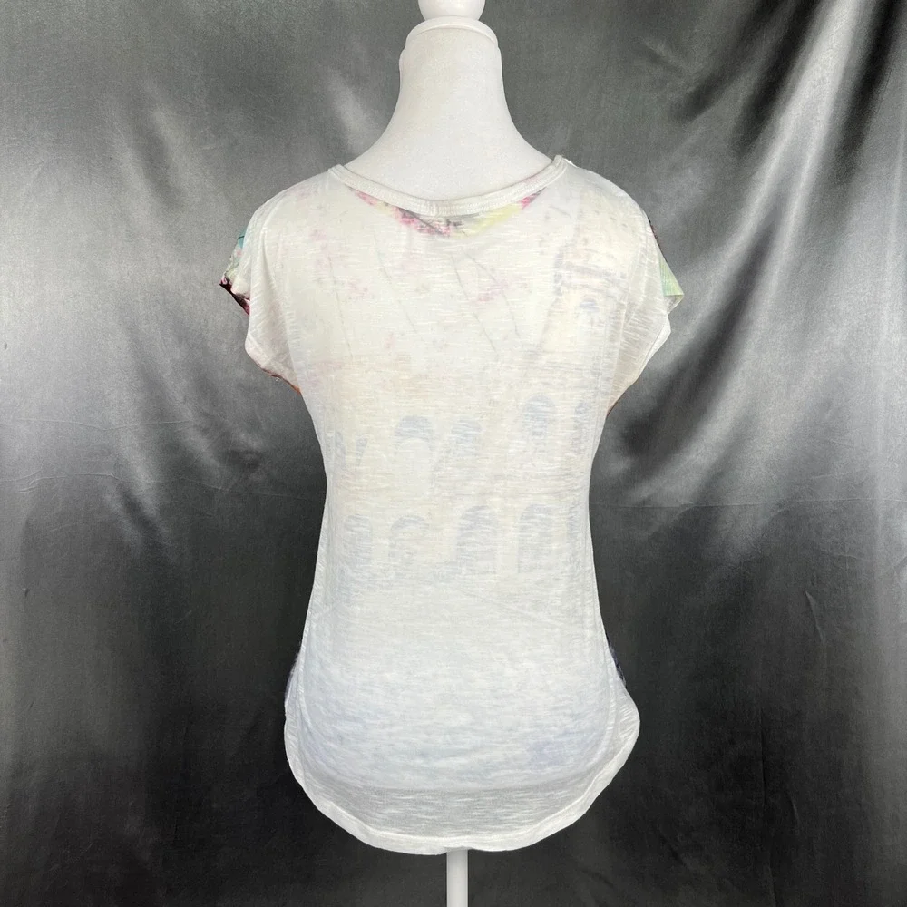 Made in Italy Rome Colosseum Cherry Blossom Graphic Cap Sleeve Tee White Medium - Picture 3 of 12